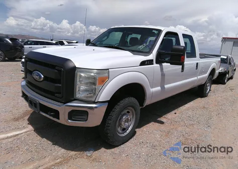 2012 Ford F-250 Xl z USA, uszkodzony, nr VIN 1FT7W2B61CEA40766